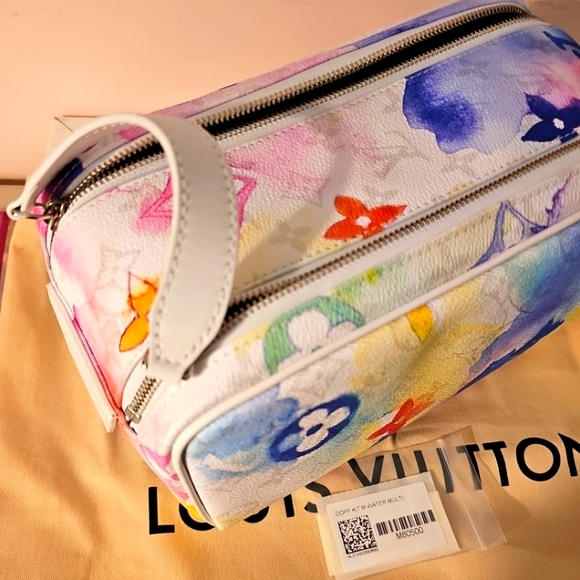 Louis Vuitton Toiletry Watercolor Cosmetic Bag Giant Flower Monogram Vir… - Picture 4 of 17
